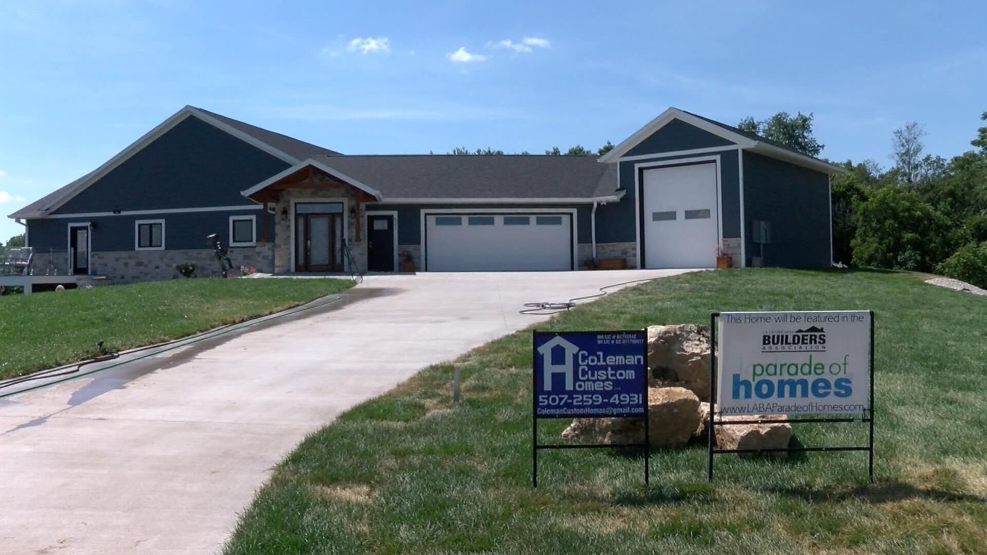 custom homes.jpg